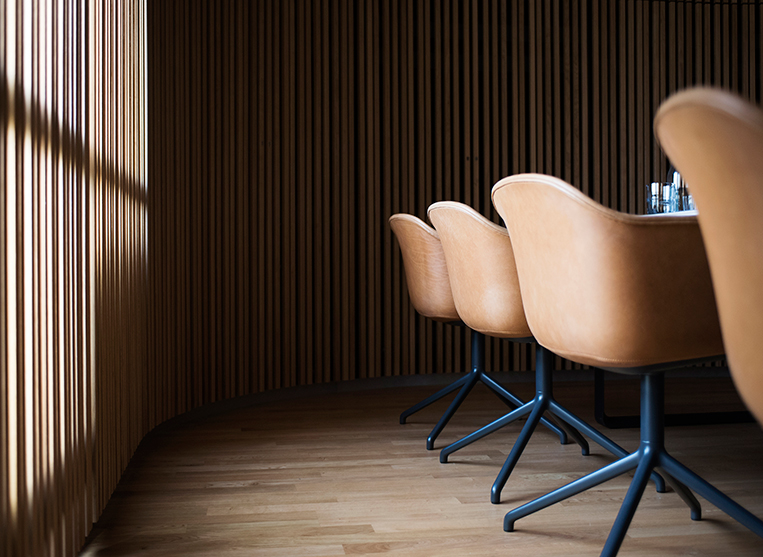 Meeting room by Muuto